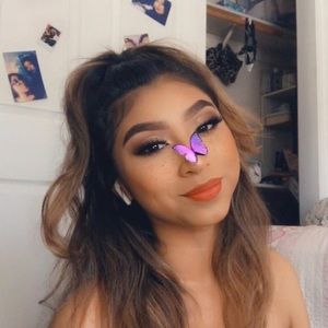 Meet your Posher, Leslie